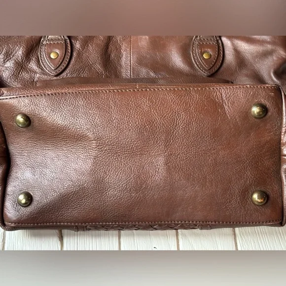 Cleo + Wolf Women's Basketweave Leather Tote Purse Handbag - Picture 6 of 12